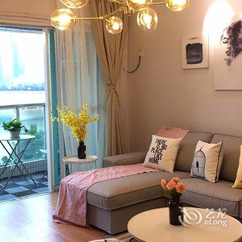 ���ݴ�ľ����(�����������·����ڷֵ�)�Ƶ��ṩͼƬ