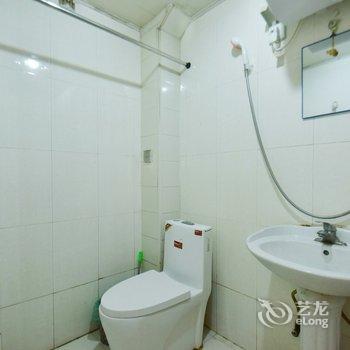 青岛18854186885特色民宿(金沙滩路与云雾山路交叉口分店)酒店提供图片