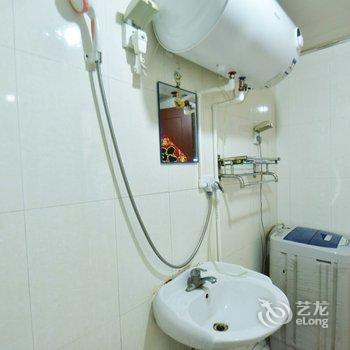 青岛18854186885特色民宿(金沙滩路与云雾山路交叉口分店)酒店提供图片