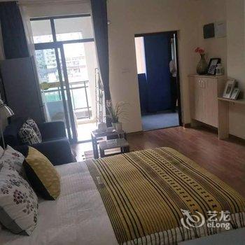 重庆杨家坪北大资源燕南精品名宿公寓(跃进路分店)酒店提供图片