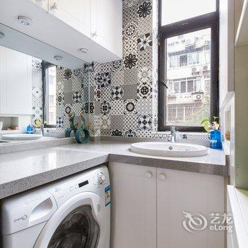 FitRoom公寓(上海宋园路站店)酒店提供图片