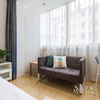 FitRoom公寓(上海宋园路站店)酒店提供图片