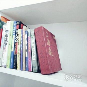 重庆zz妞之家公寓(双龙湖公园分店)酒店提供图片