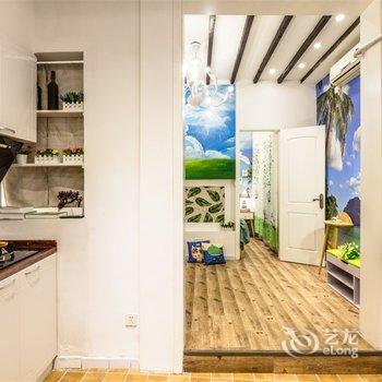 上海Locals路客·上海长宁A03舍公寓(钱学森旧居分店)酒店提供图片