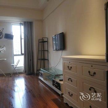上海白鸥掠嗨公寓(黄渡河桥分店)酒店提供图片