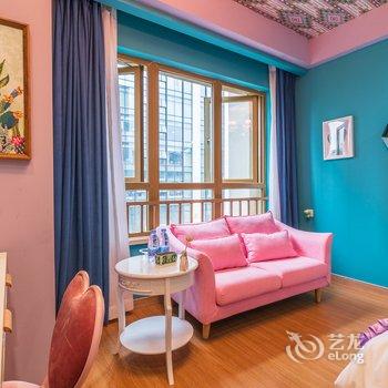 重庆纳吾优民宿酒店提供图片