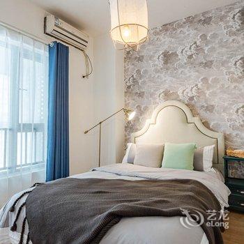 成都追逐远方的小王子公寓(成都金沙乌木艺术馆分店)酒店提供图片