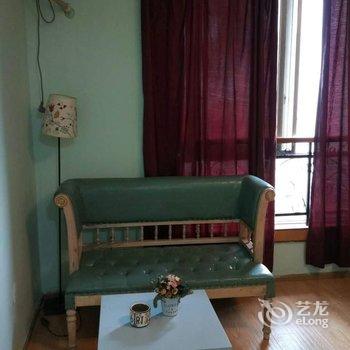 成都coco房东/旅欧达人公寓(梅园分店)酒店提供图片