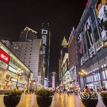 斯崴国际公寓(重庆解放碑较场口地铁站店)酒店提供图片