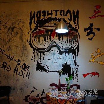 三脚猫青年旅舍民宿(重庆观音桥店)酒店提供图片