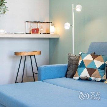 广州路客BD2840精品民宿酒店提供图片