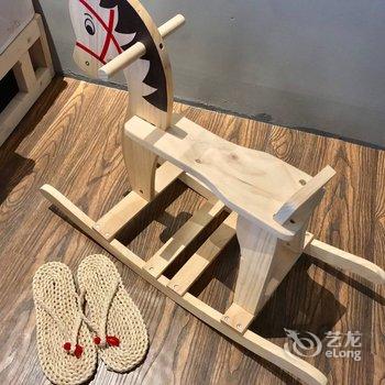 重庆请回答1993公寓(重庆大轰炸惨案遗址分店)酒店提供图片