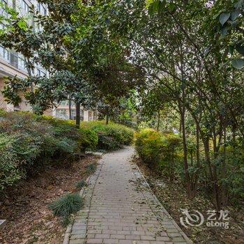 乔乔公寓(西安京作楠木艺术馆店)酒店提供图片