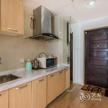 乔乔公寓(西安京作楠木艺术馆店)酒店提供图片