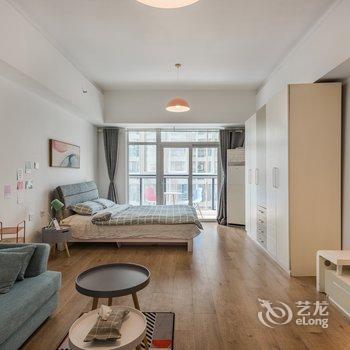 乔乔公寓(西安京作楠木艺术馆店)酒店提供图片