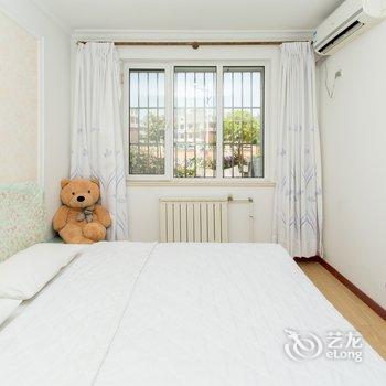 青岛金沙滩景区海景公寓(7号店)酒店提供图片