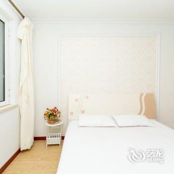 青岛金沙滩景区海景公寓(7号店)酒店提供图片