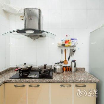青岛金沙滩景区海景公寓(7号店)酒店提供图片