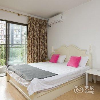 重庆江北机场鼎盛酒店式公寓酒店提供图片