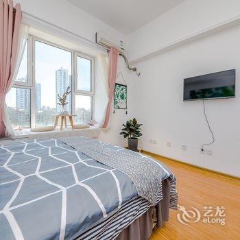 青岛「當下居」?公寓(本臻国际美术馆分店)酒店提供图片