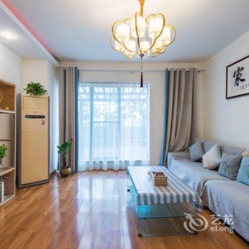 成都荀常月家公寓(3号店)酒店提供图片