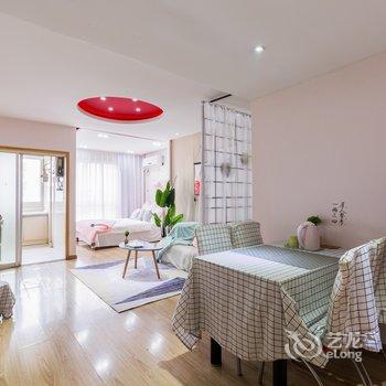 重庆逅梦home公寓酒店提供图片
