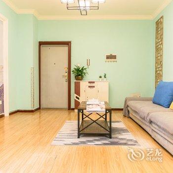 成都Locals路客·成都都江堰A23舍公寓(百伦儿童乐园分店)酒店提供图片