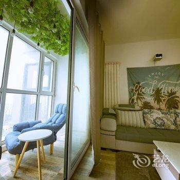 青岛言语の小屋公寓(银沙滩路分店)酒店提供图片