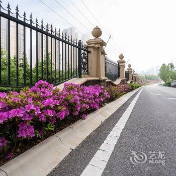 青岛紧靠金沙滩啤酒节海底隧道海景公寓(黄岛区政府会议中心分店)酒店提供图片