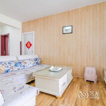 青岛紧靠金沙滩啤酒节海底隧道海景公寓(黄岛区政府会议中心分店)酒店提供图片