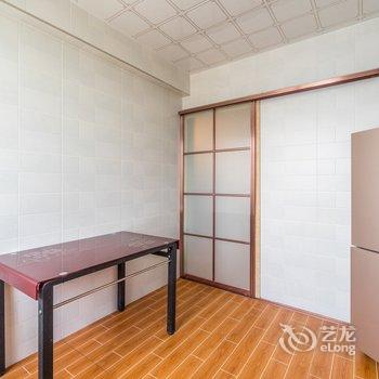 游客之家海景公寓(营口平安西街店)酒店提供图片