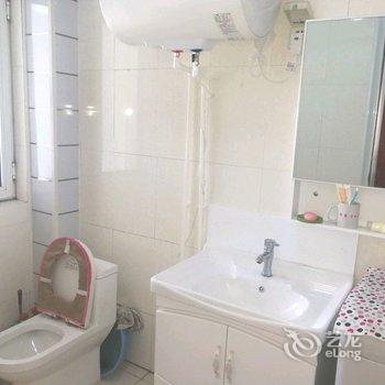 青岛青岛金沙滩全家幸福海景度假公寓(烟台前村分店)酒店提供图片