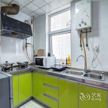 西安巢生活「曲江店」玫瑰之约公寓酒店提供图片