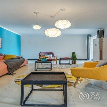 西安巢生活「曲江店」玫瑰之约公寓酒店提供图片