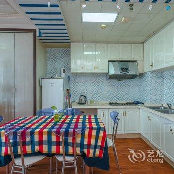 重庆解放碑拾辰小栈公寓(长江滨江路分店)酒店提供图片