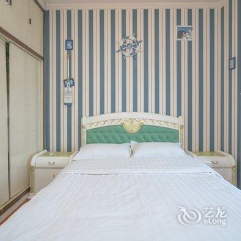 重庆解放碑拾辰小栈公寓(长江滨江路分店)酒店提供图片