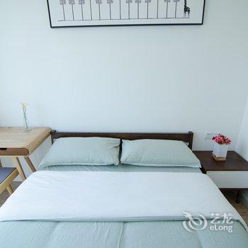 重庆无题特色民宿(晓月路分店)酒店提供图片