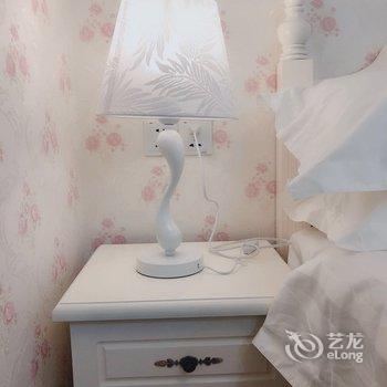 重庆石头小姐姐公寓酒店提供图片