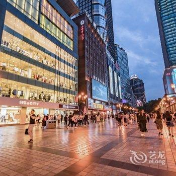 重庆解放碑拾辰小栈公寓(长江滨江路分店)酒店提供图片