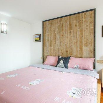 广州喧嚣中的一缕宁静公寓(长岗街分店)酒店提供图片