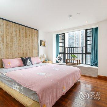 广州喧嚣中的一缕宁静公寓(长岗街分店)酒店提供图片