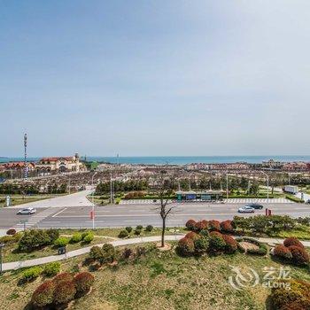 青岛金沙滩啤酒节一站式海景公寓(天目山路分店)酒店提供图片