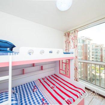 青岛金沙滩啤酒节一站式海景公寓(天目山路分店)酒店提供图片