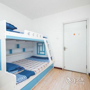 青岛金沙滩啤酒节一站式海景公寓(天目山路分店)酒店提供图片