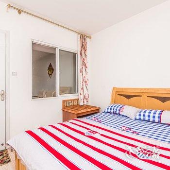 青岛金沙滩啤酒节一站式海景公寓(天目山路分店)酒店提供图片