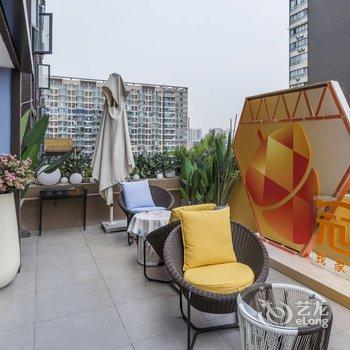 成都雨雨公寓(福善莲根禅文化艺术馆分店)酒店提供图片