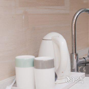 青岛Demon123公寓(亚振艺术馆分店)酒店提供图片