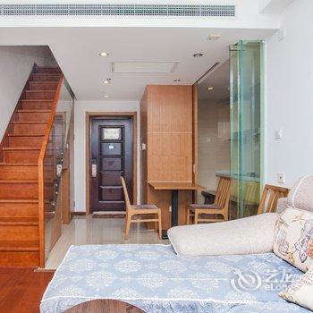 青岛Demon123公寓(亚振艺术馆分店)酒店提供图片