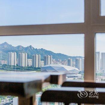 青岛Demon123公寓(亚振艺术馆分店)酒店提供图片