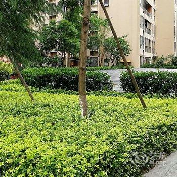 重庆梅赫伦一世公寓(外坝村分店)酒店提供图片
